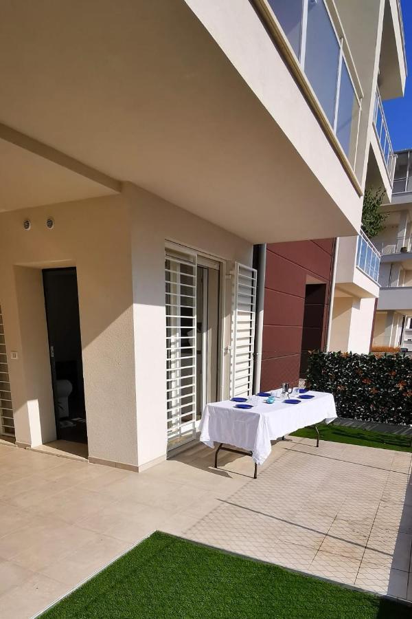 Maisonette Modena Park المظهر الخارجي الصورة
