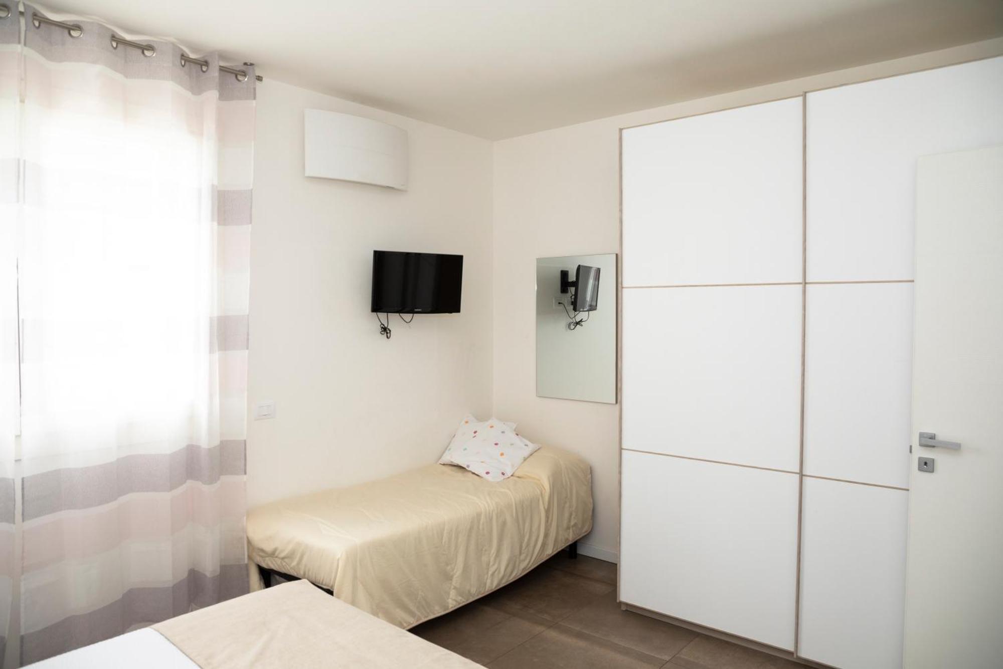Maisonette Modena Park المظهر الخارجي الصورة