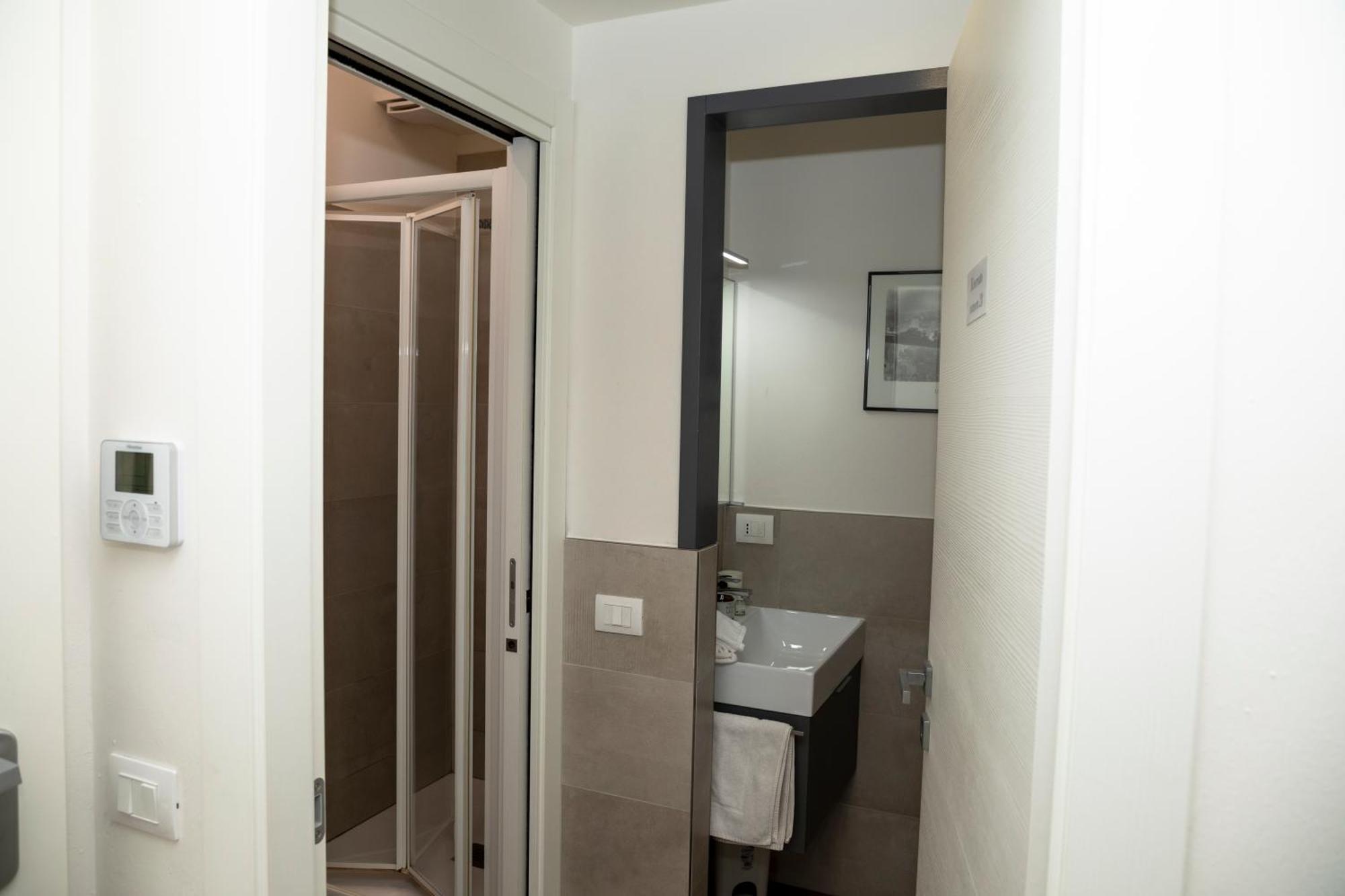 Maisonette Modena Park المظهر الخارجي الصورة